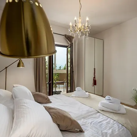 Apartmán Adriatic, App Rebecca With Heated Swimming Pool, Sew View, Childrens Playground, Free Parking