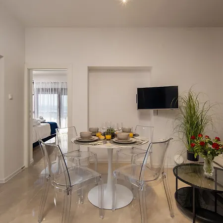 Apartmán Adriatic, App Rebecca With Heated Swimming Pool, Sew View, Childrens Playground, Free Parking