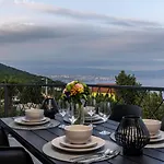 Appartamento Adriatic, App Rebecca With Heated Swimming Pool, Sew View, Childrens Playground, Free Parking Ičići