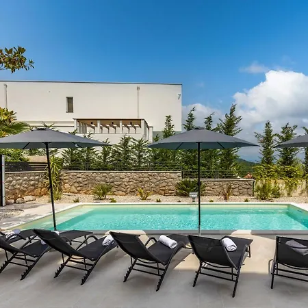 Adriatic, App Rebecca With Heated Swimming Pool, Sew View, Childrens Playground, Free Parking