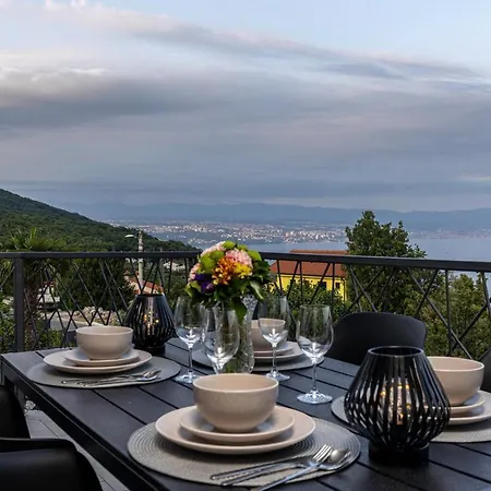 Lägenhet Adriatic, App Rebecca With Heated Swimming Pool, Sew View, Childrens Playground, Free Parking Ičići