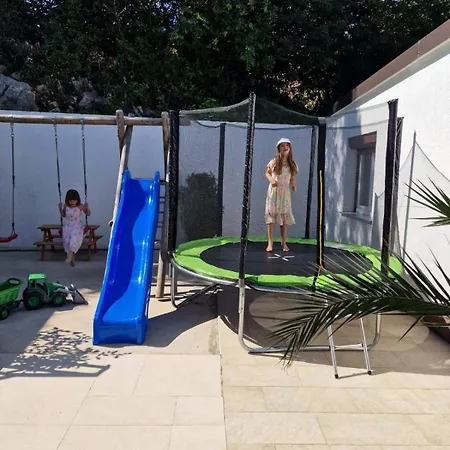 Adriatic, App Rebecca With Heated Swimming Pool, Sew View, Childrens Playground, Free Parking Lägenhet *