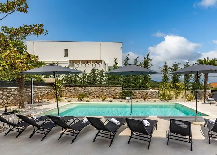 Adriatic, App Rebecca With Heated Swimming Pool, Sew View, Childrens Playground, Free Parking