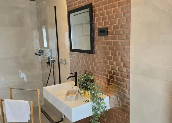 Adriatic, App Rebecca With Heated Swimming Pool, Sew View, Childrens Playground, Free Parking Apartman *