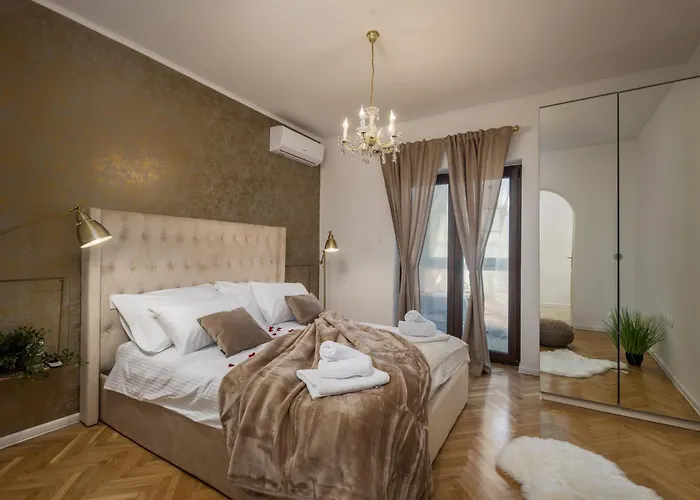 Adriatic, App Rebecca With Heated Swimming Pool, Sew View, Childrens Playground, Free Parking Apartman Icici